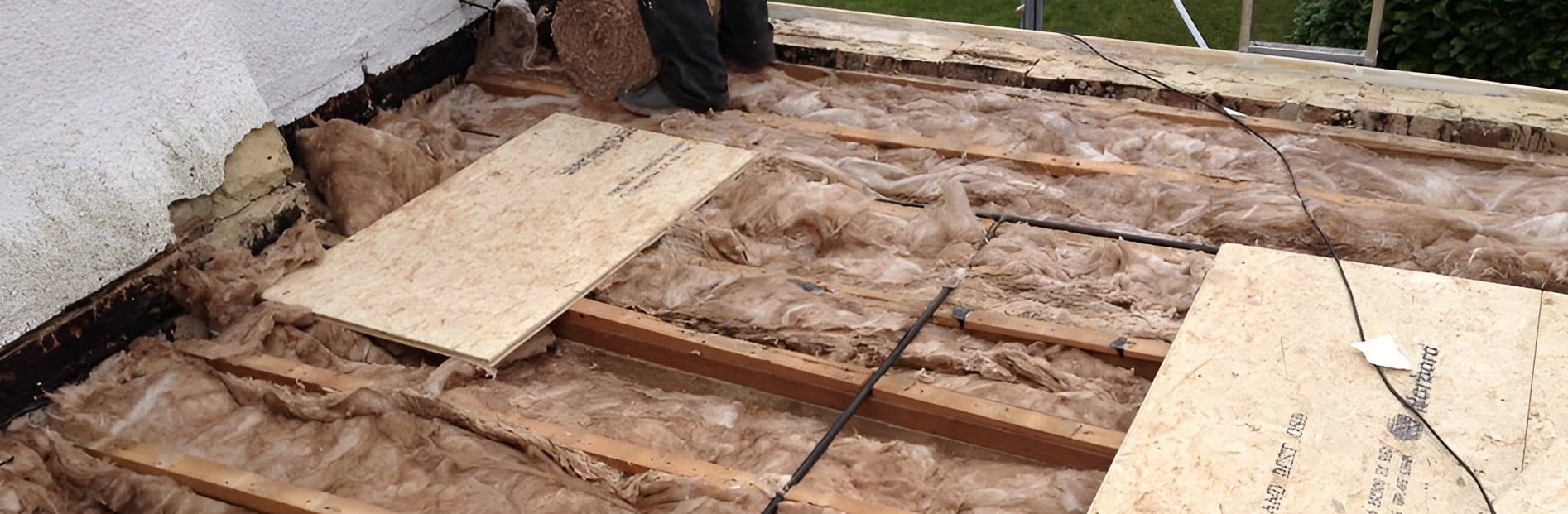 Re-Roofing Croydon & South London banner background